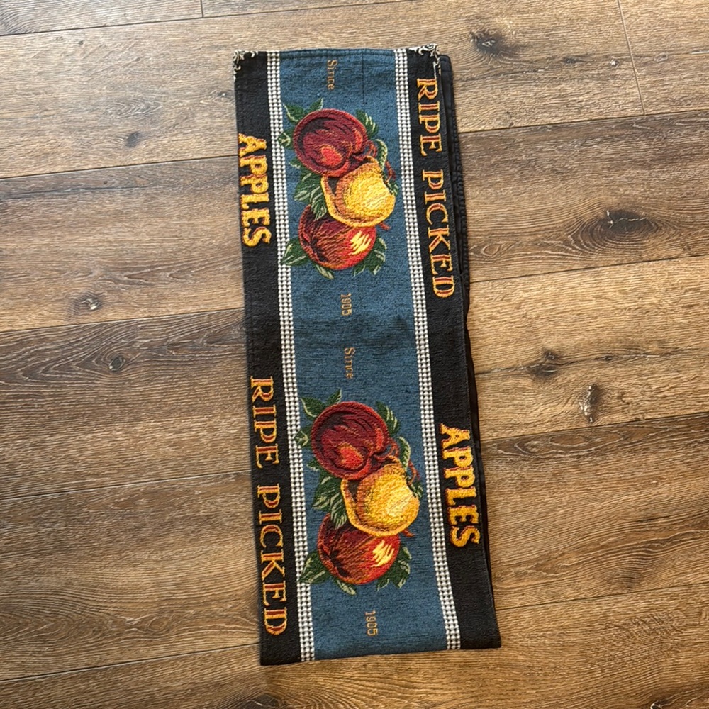 Vintage Table runner apples‎ 69x12